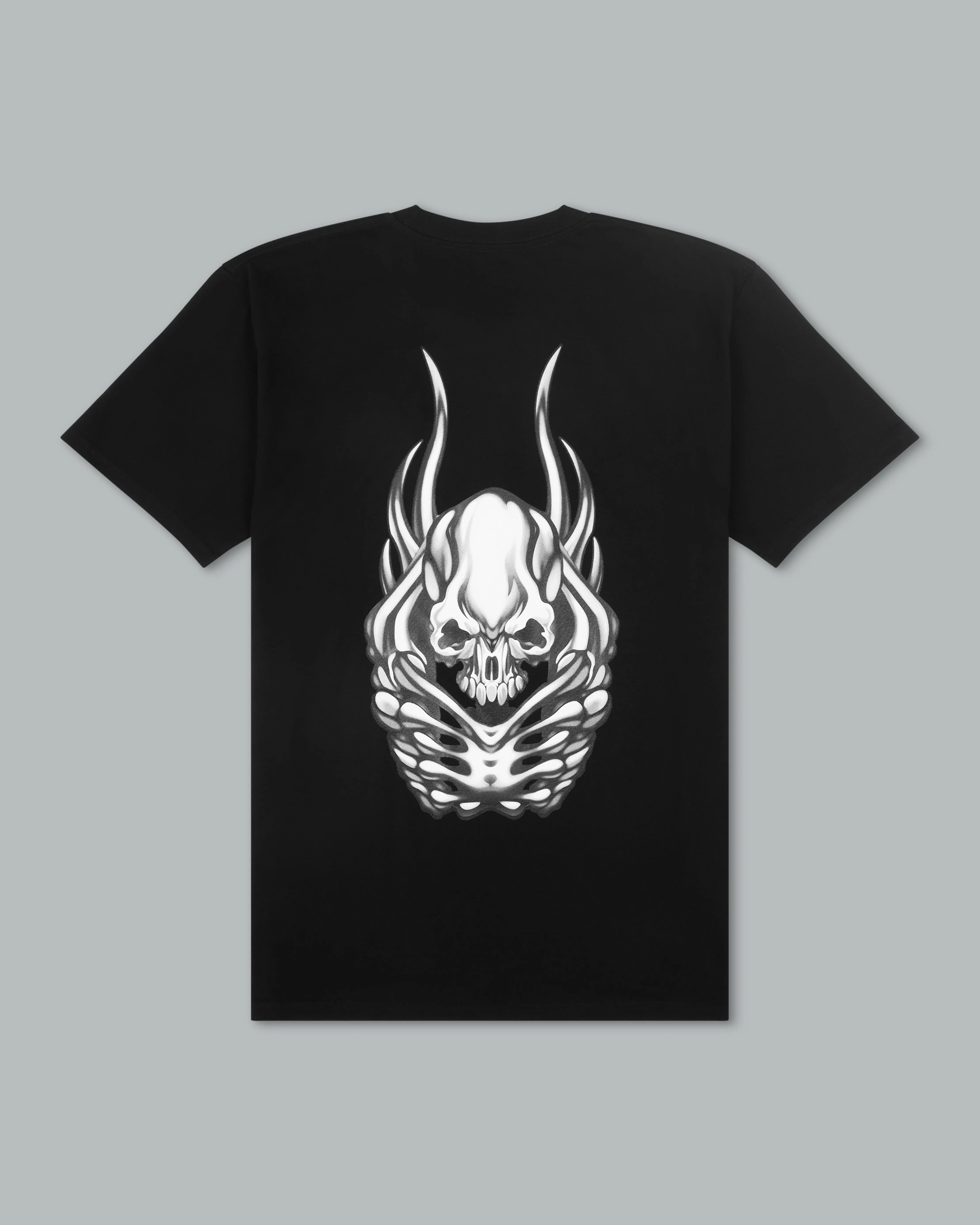 Alien Skull Tee. Black.