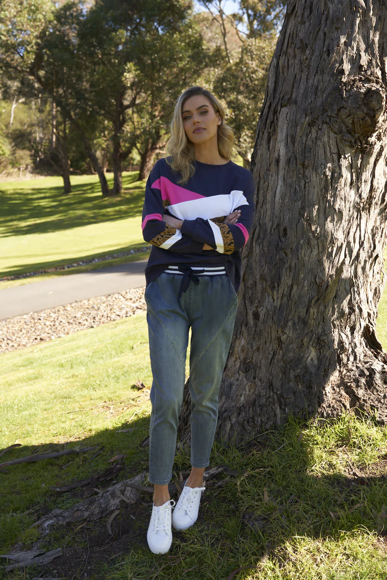 Betty Basics Dakota Jean Azure
