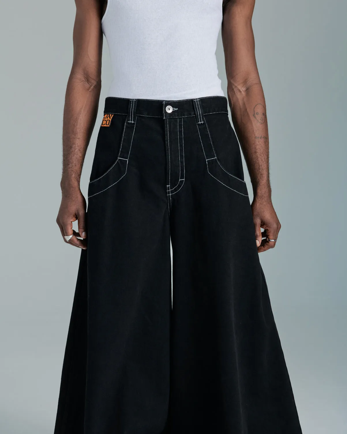 Convict. 50. Jet Black.
