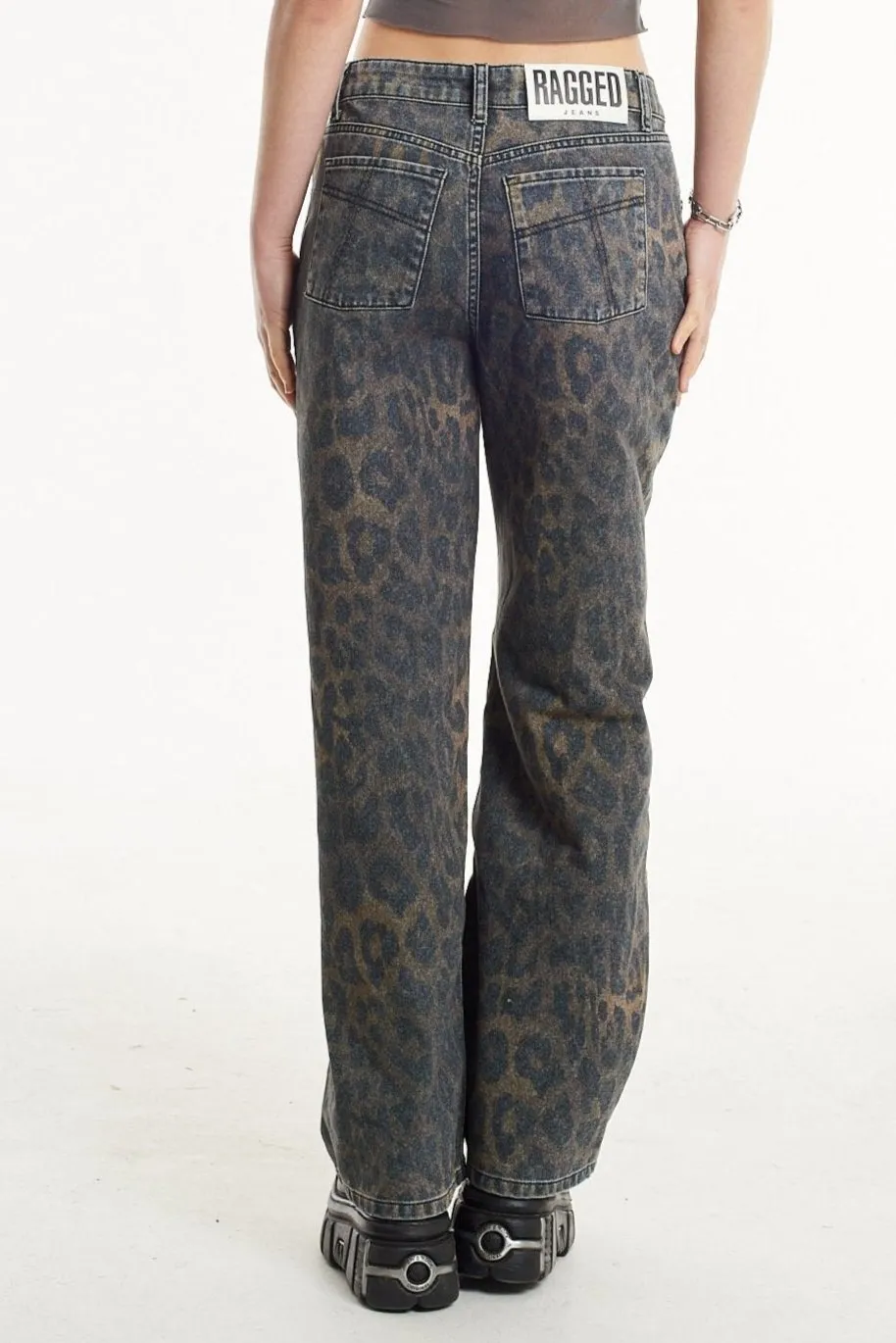 Dark Leopard Release Jeans