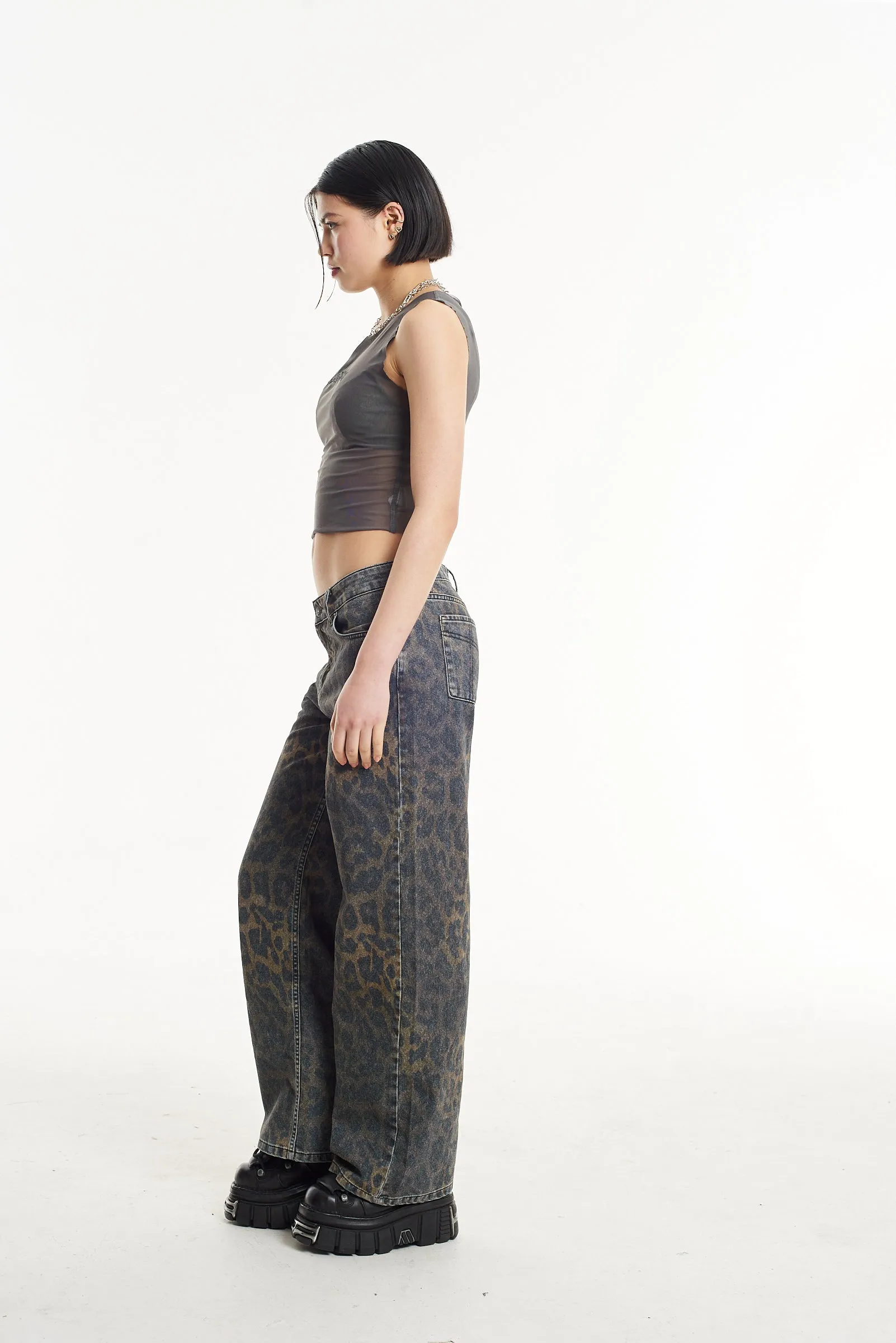 Dark Leopard Release Jeans