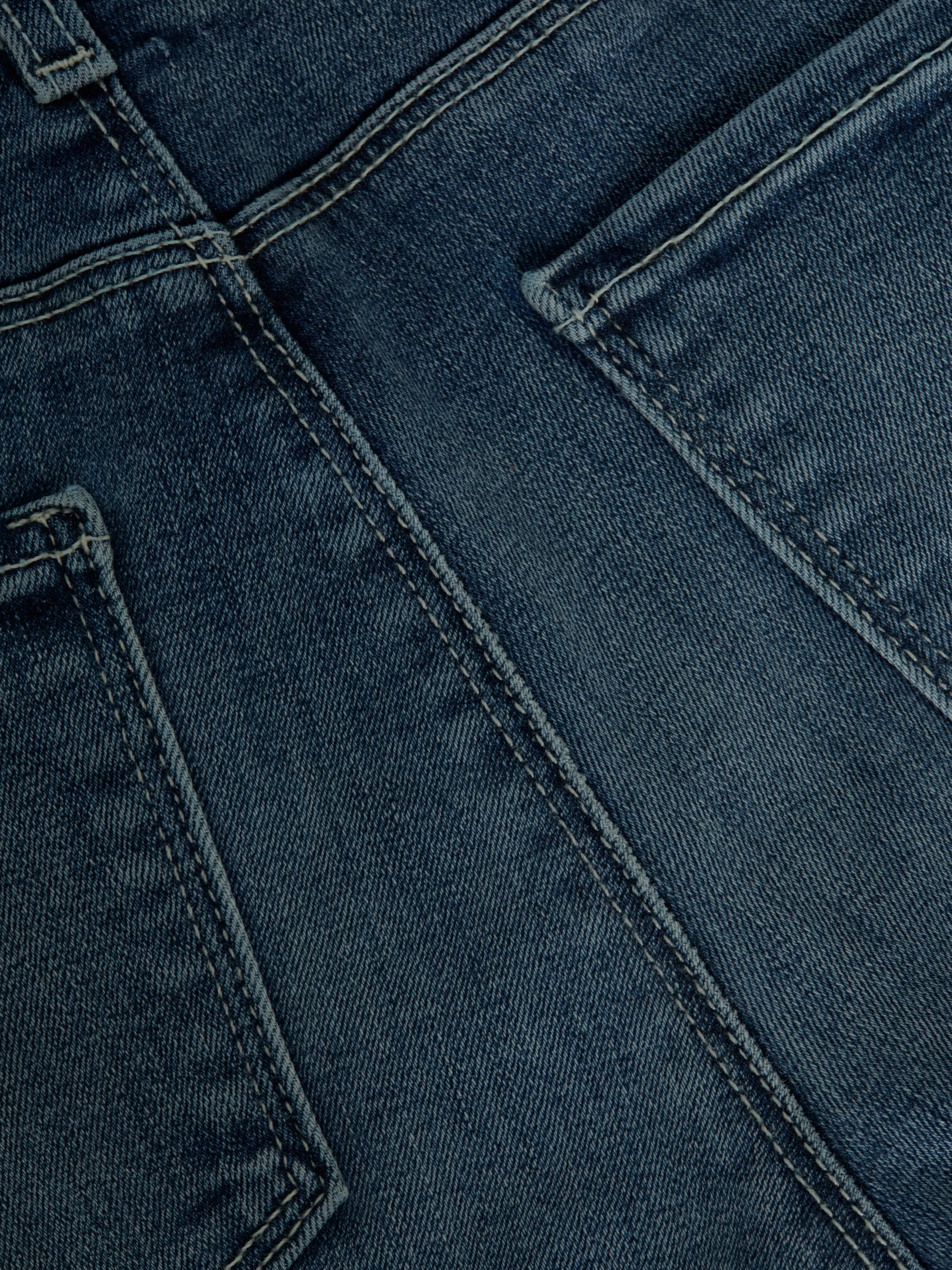 Frankie Low-Rise Skinny Jean