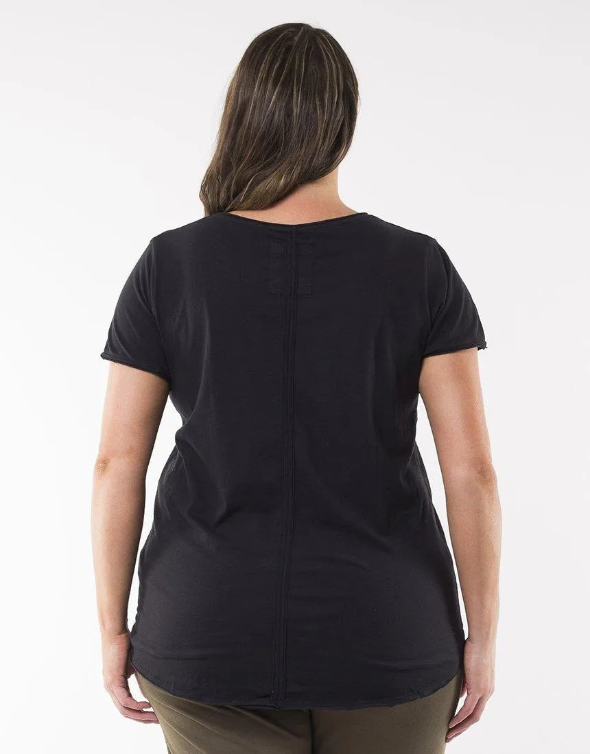 Fundamental Vee Tee - Washed Black
