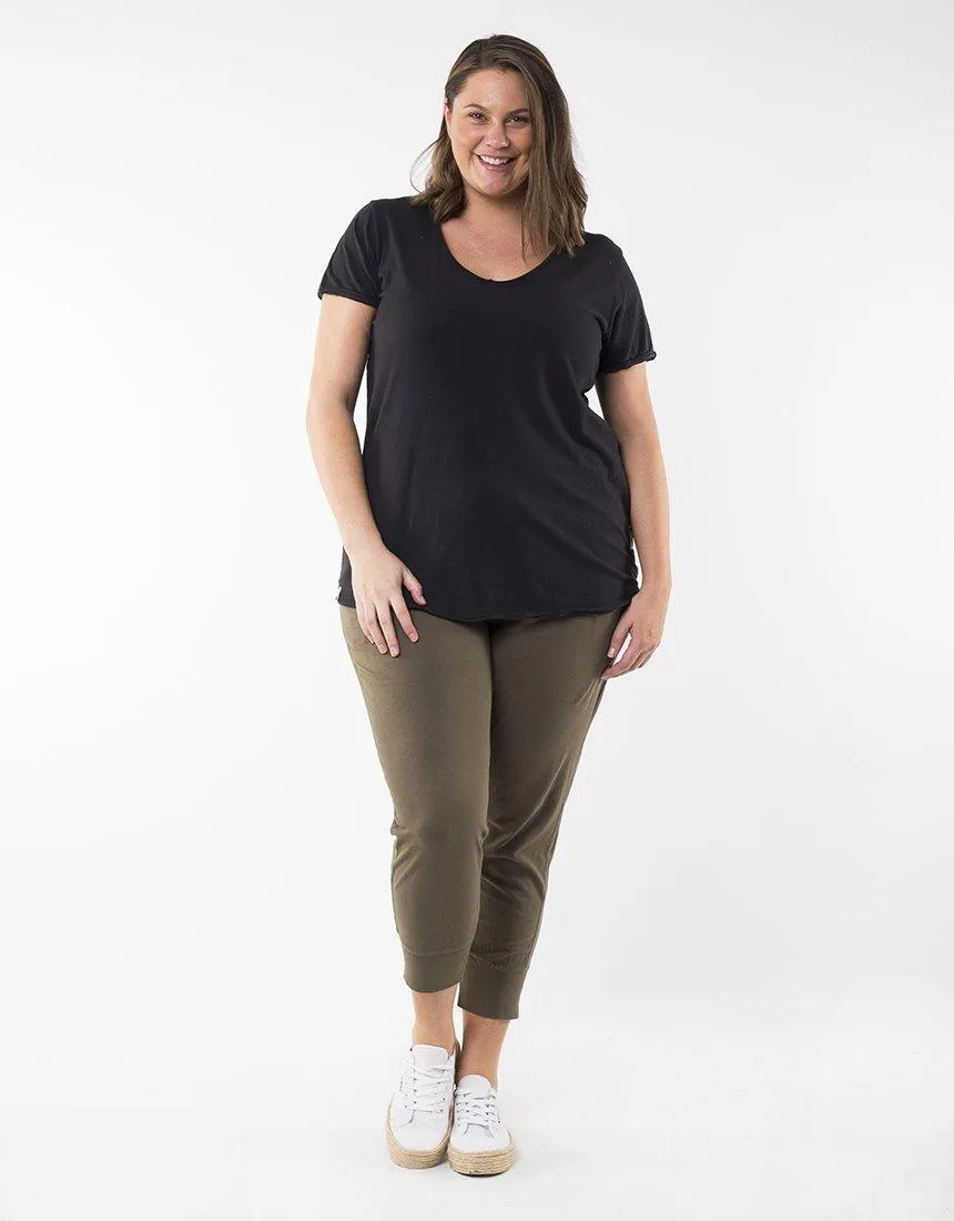 Fundamental Vee Tee - Washed Black
