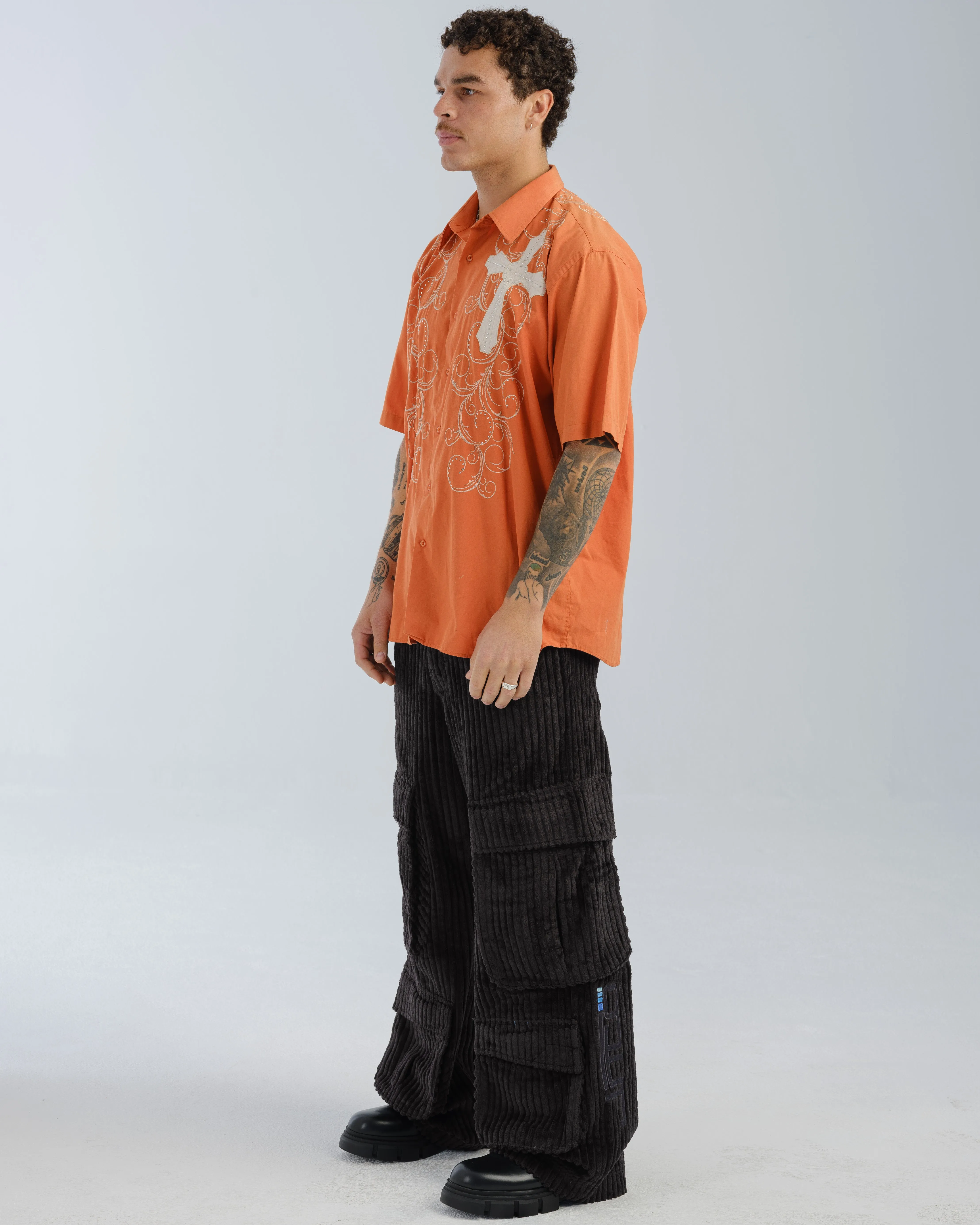 Legacy. 24. 2 Wale Corduroy. Black.