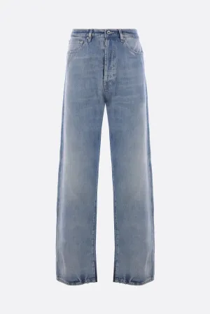 loose-fit jeans in denim with buckle