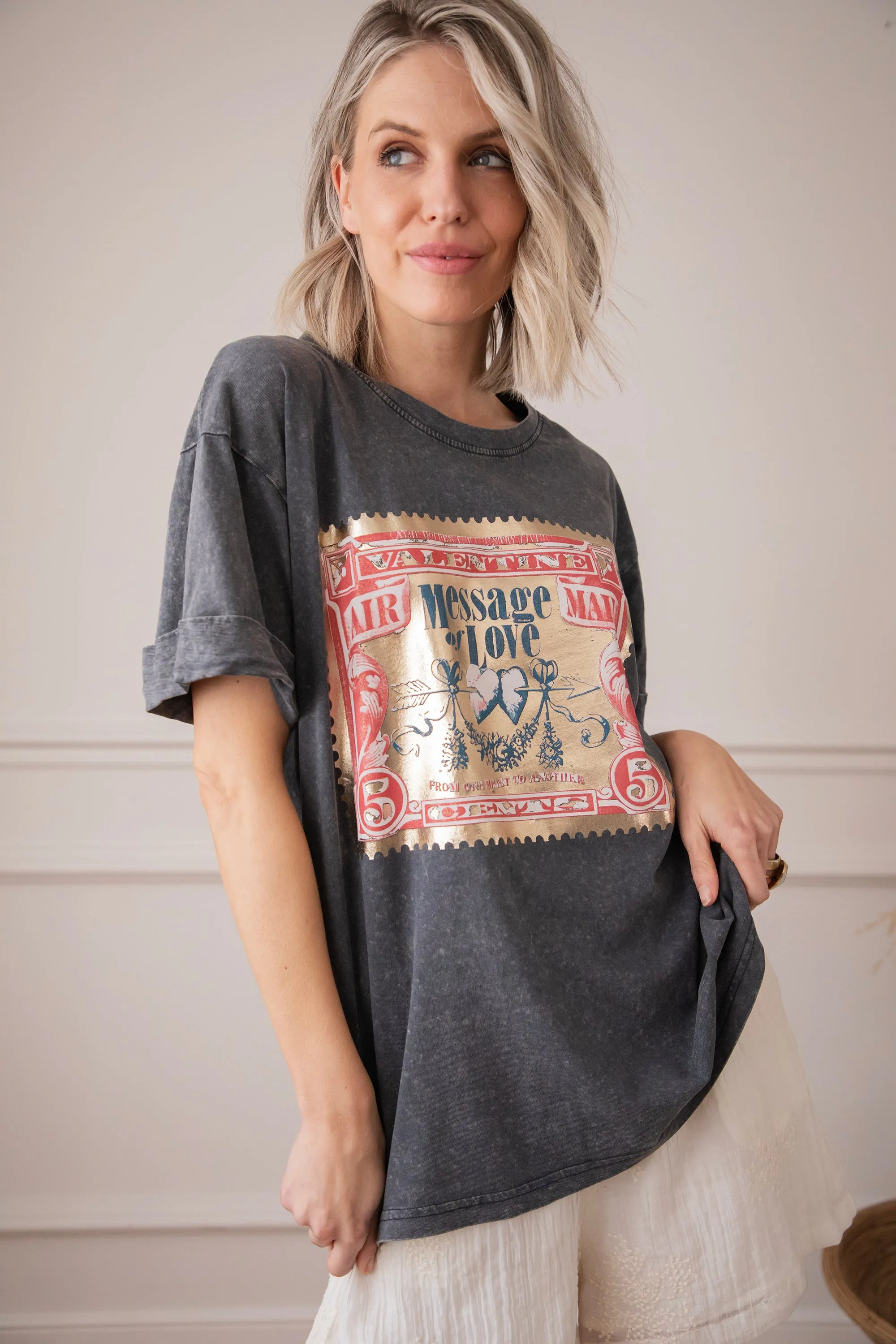 Message Of Love Dark Grey/Gold - T-Shirt