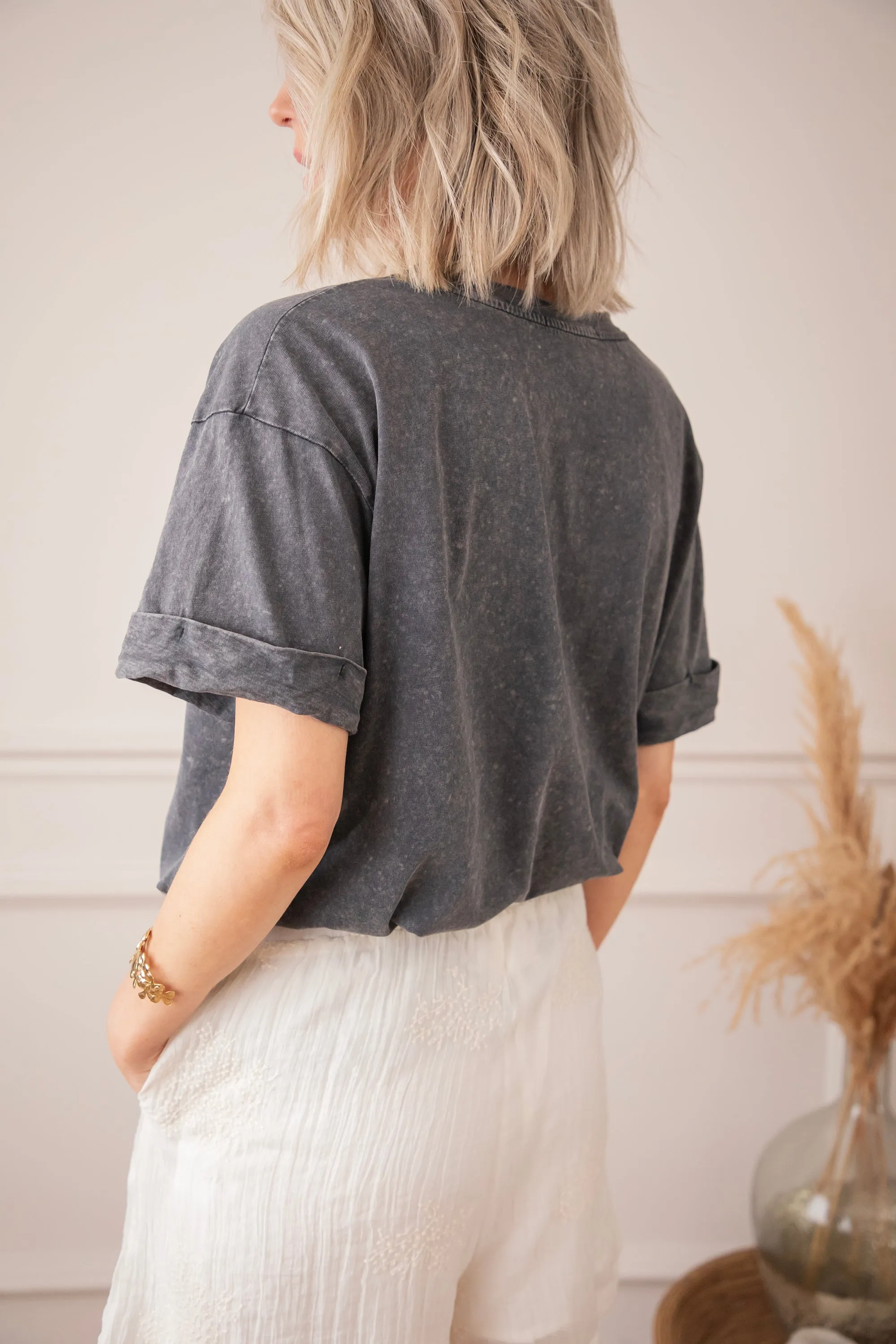Message Of Love Dark Grey/Gold - T-Shirt