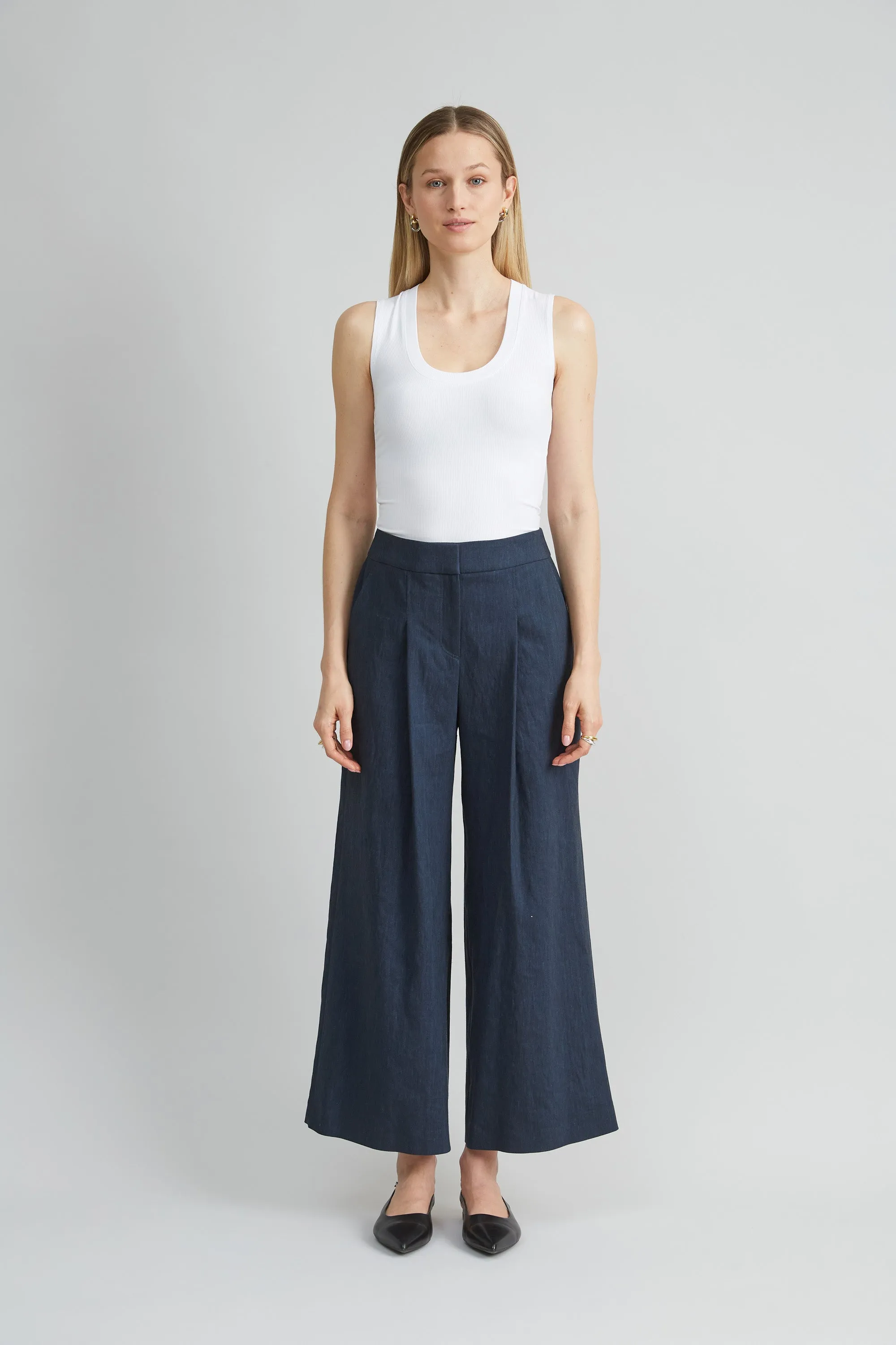 Pleated Linen Pant