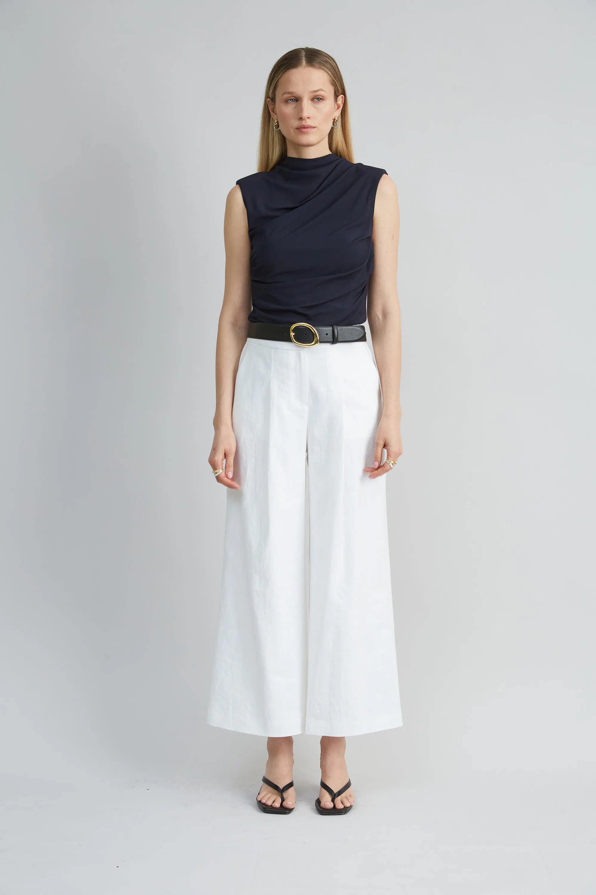 Pleated Linen Pant