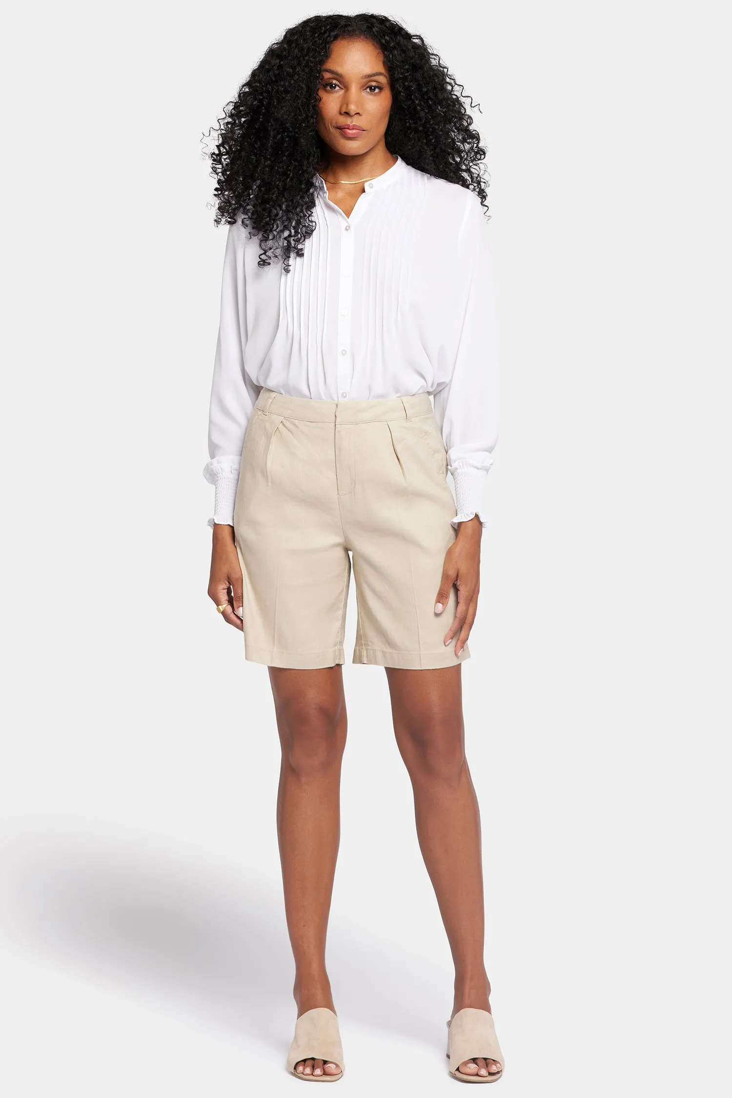 Relaxed Shorts  - Feather