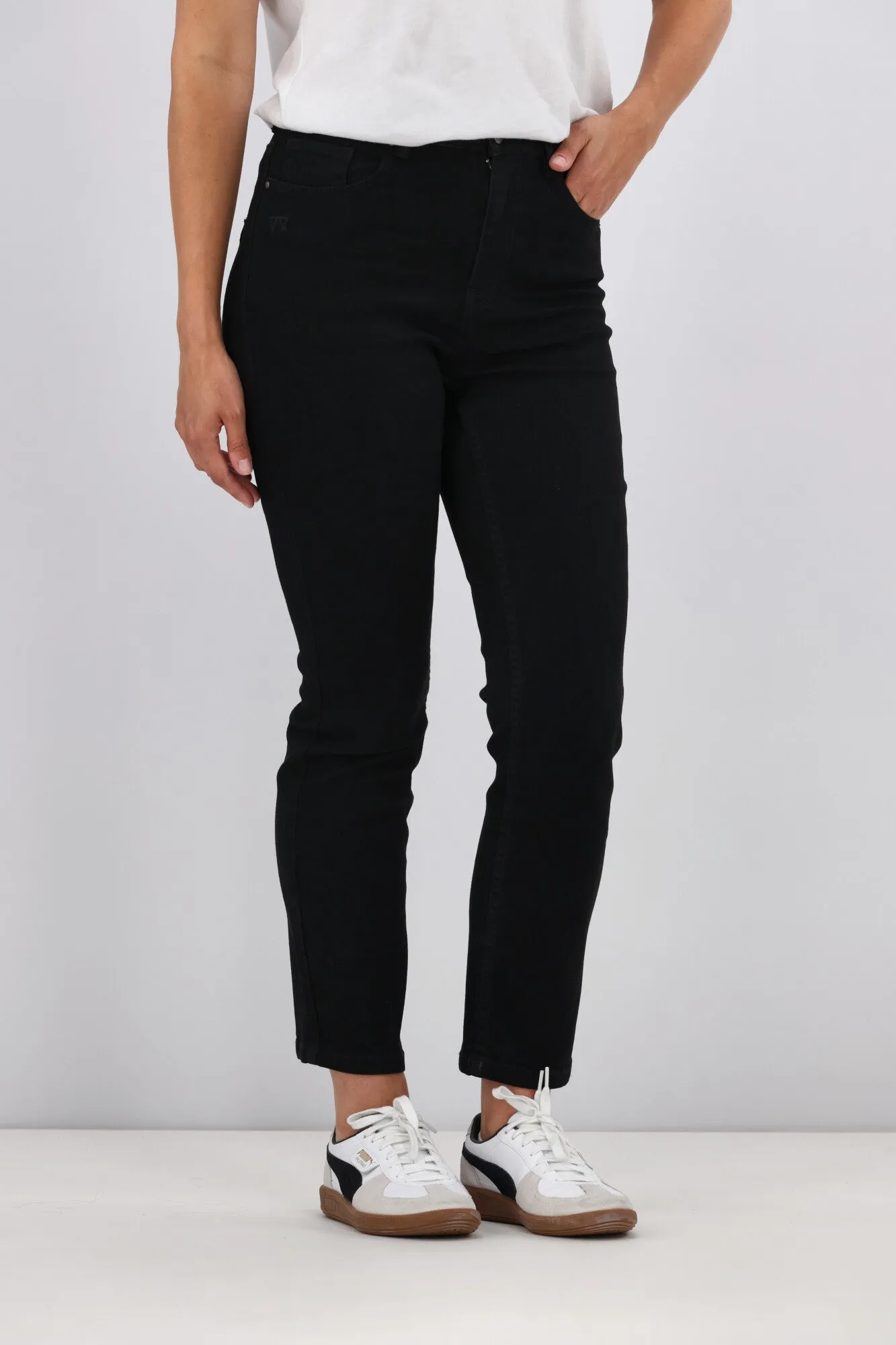 Shine On Label Ashley Straight Leg Jean Black