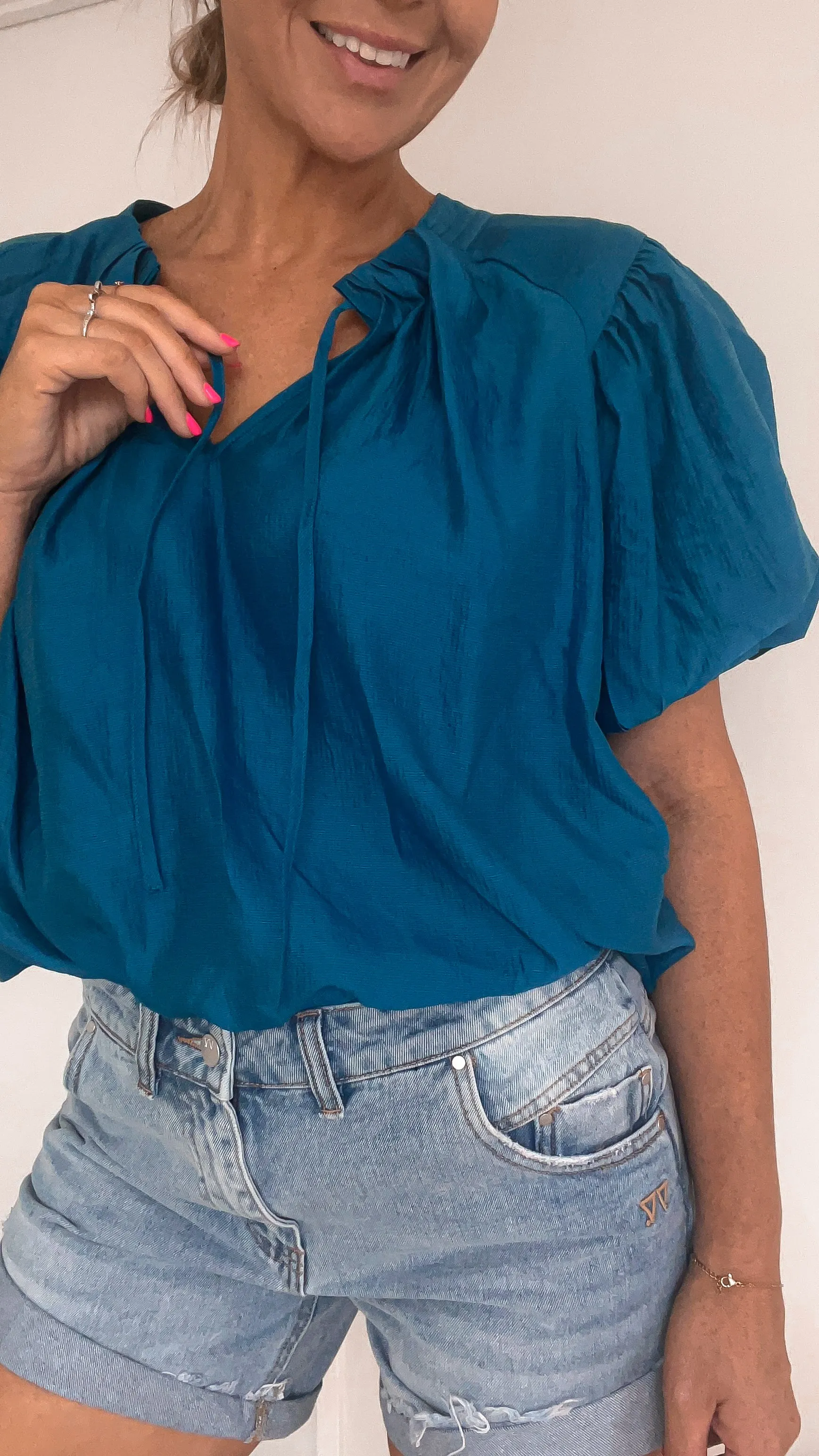 Shine On Label Baxter Short Washed Blue