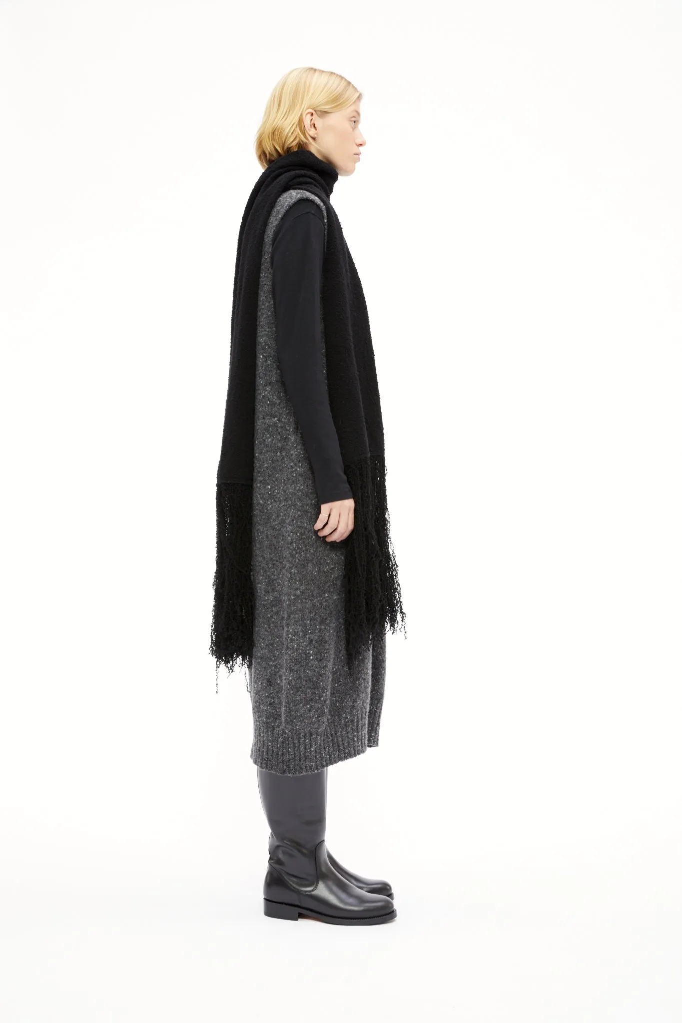 Sile wool scarf Black