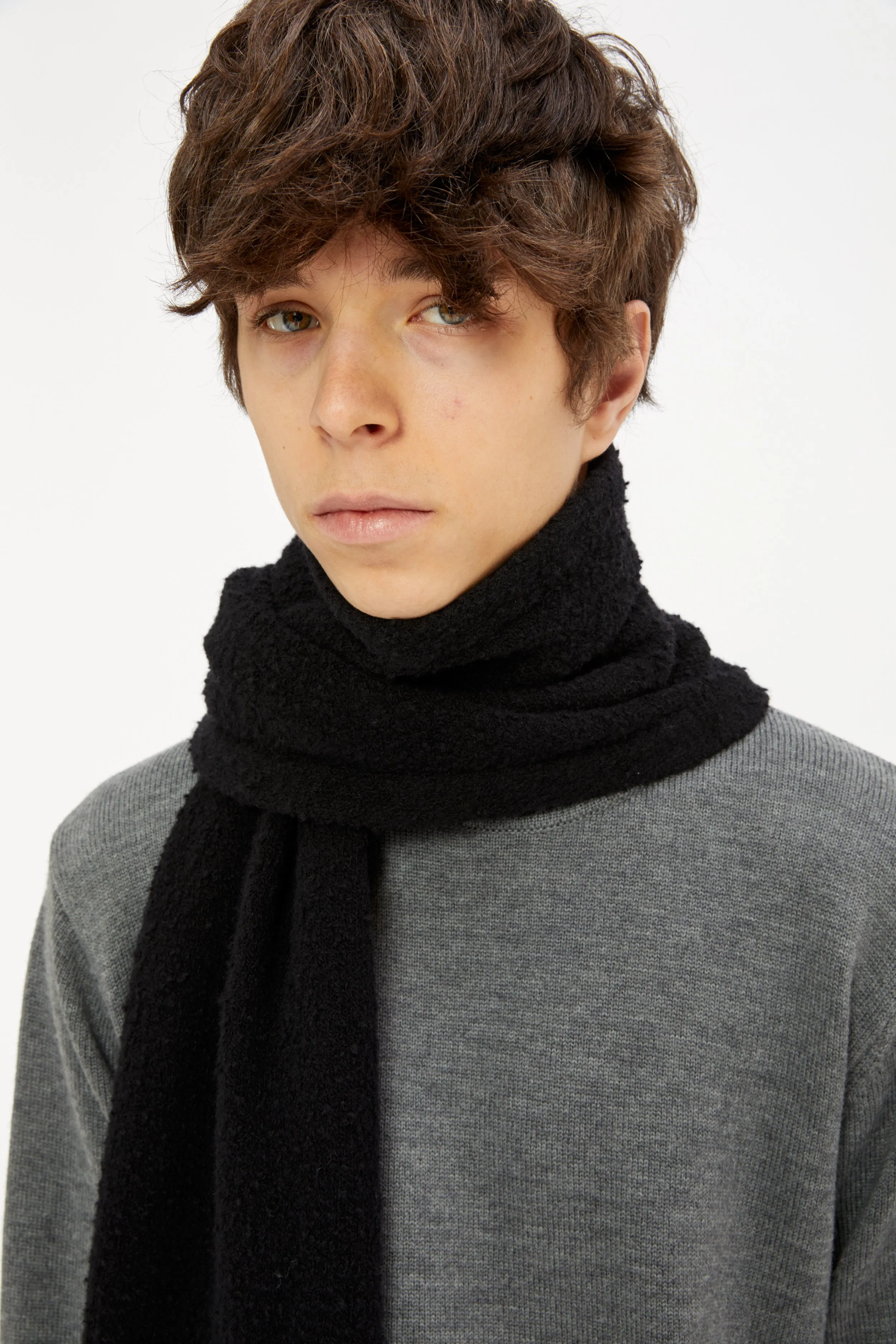 Sile wool scarf Black