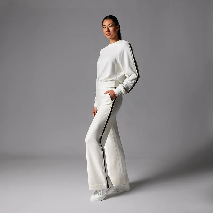 Tavi Womens Ease Crew Sweatshirt