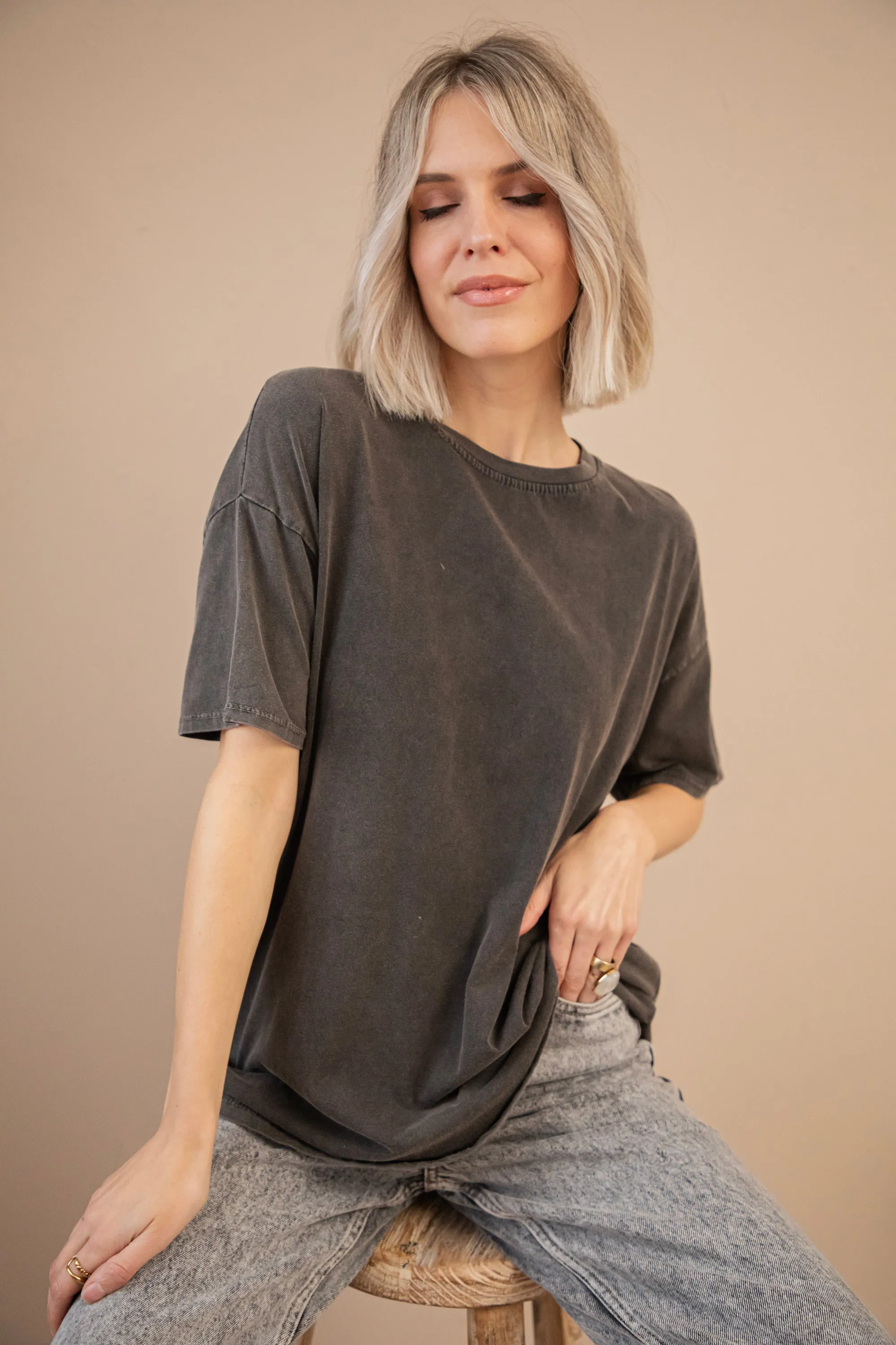 The Base Dark Grey - T-Shirt