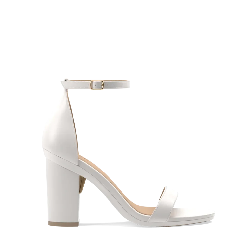 The Pashionista - White Leather   Block Heel Kit 4 White