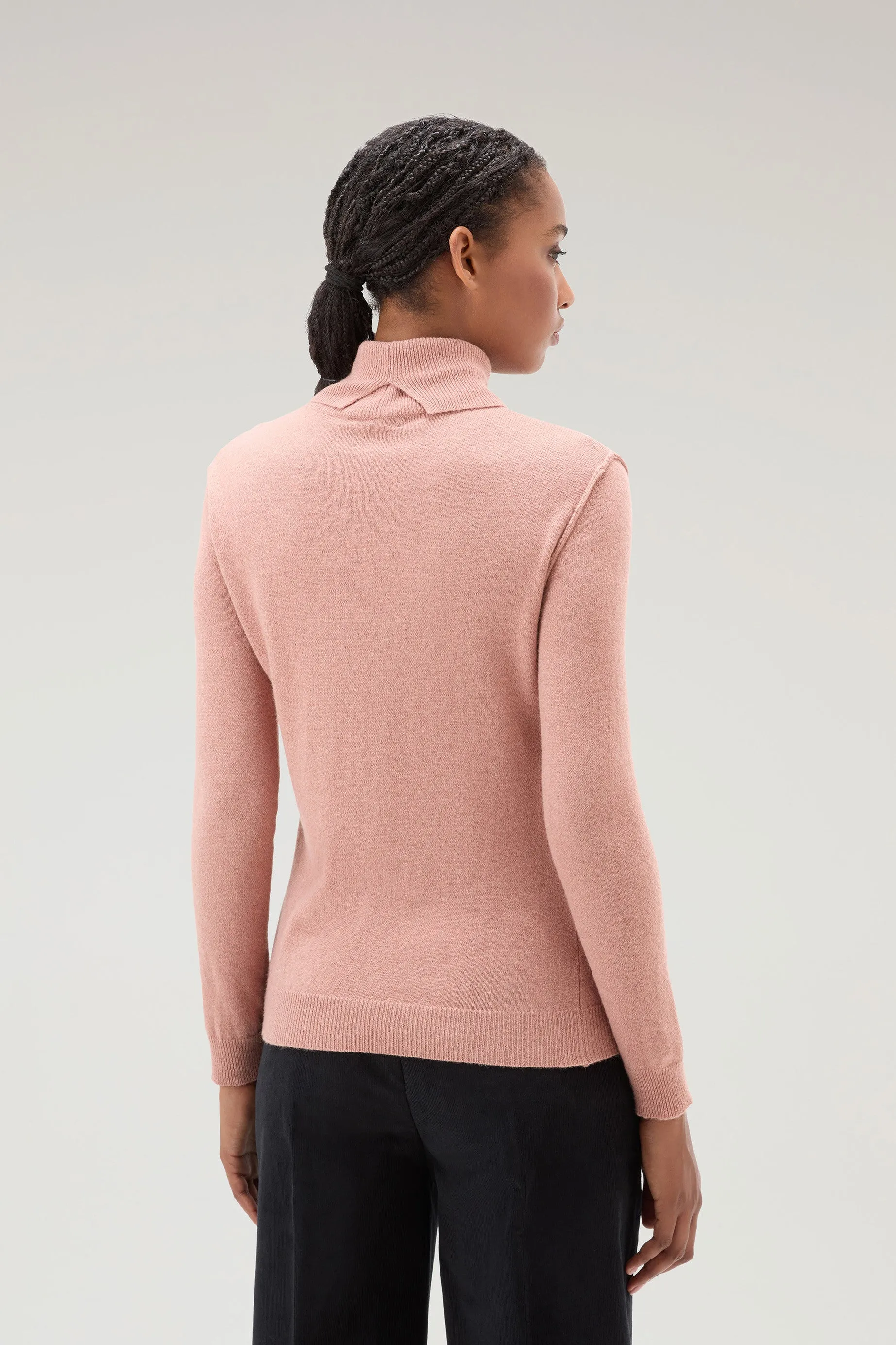 Turtleneck Sweater in Wool Blend Dry Rose