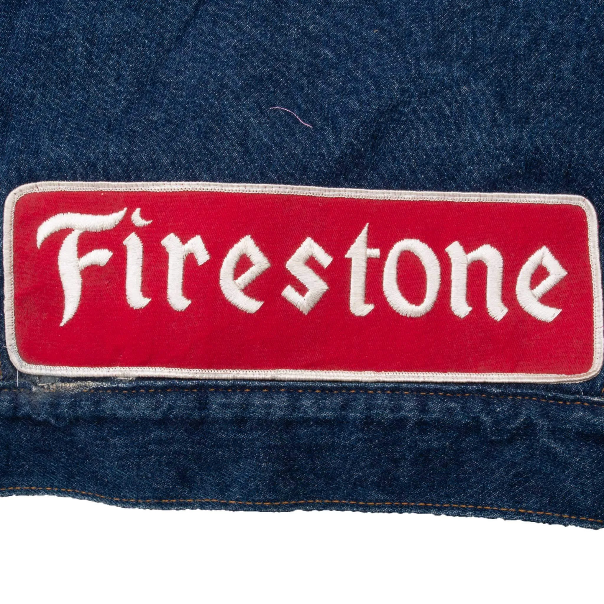 VINTAGE LEVIS SHERPA TRIUMPH PATCH TRUCKER DENIM JACKET 1990S LARGE