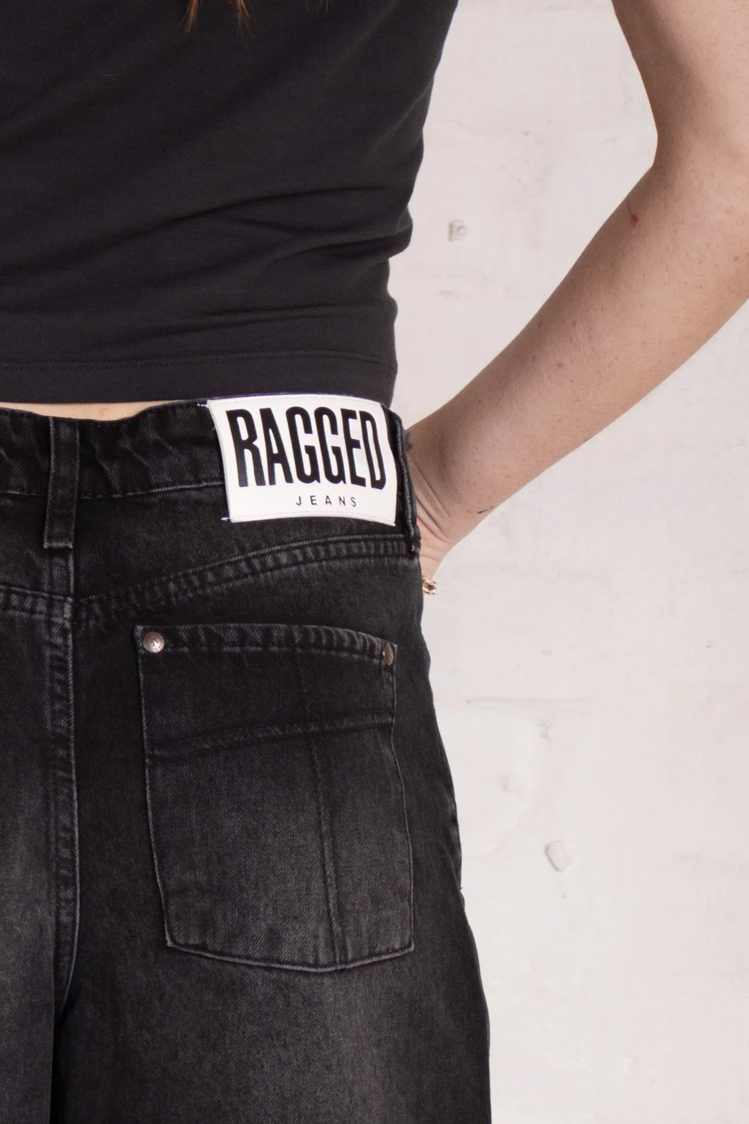 Washed Black Release Jorts
