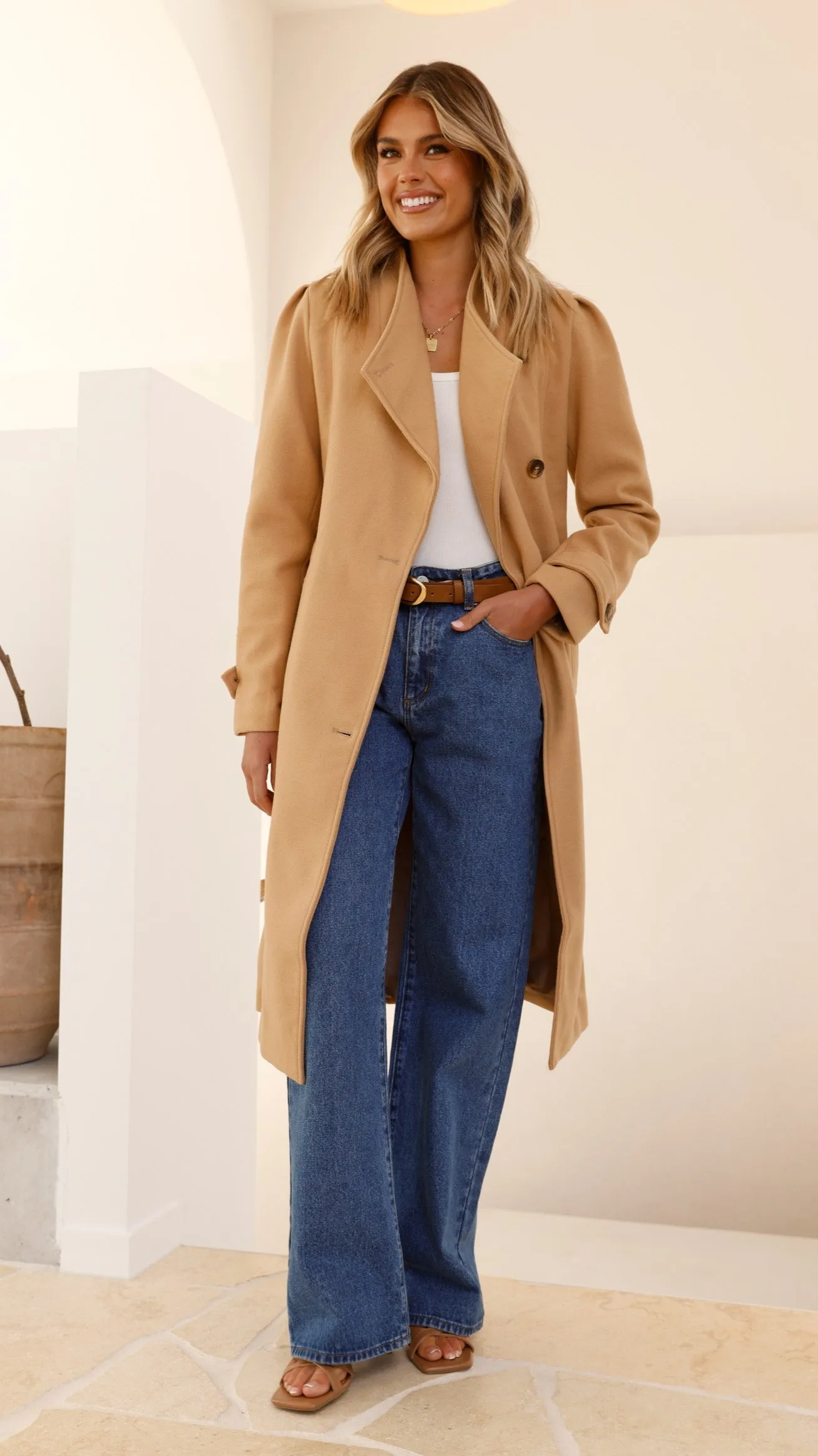 Xenos Coat - Camel