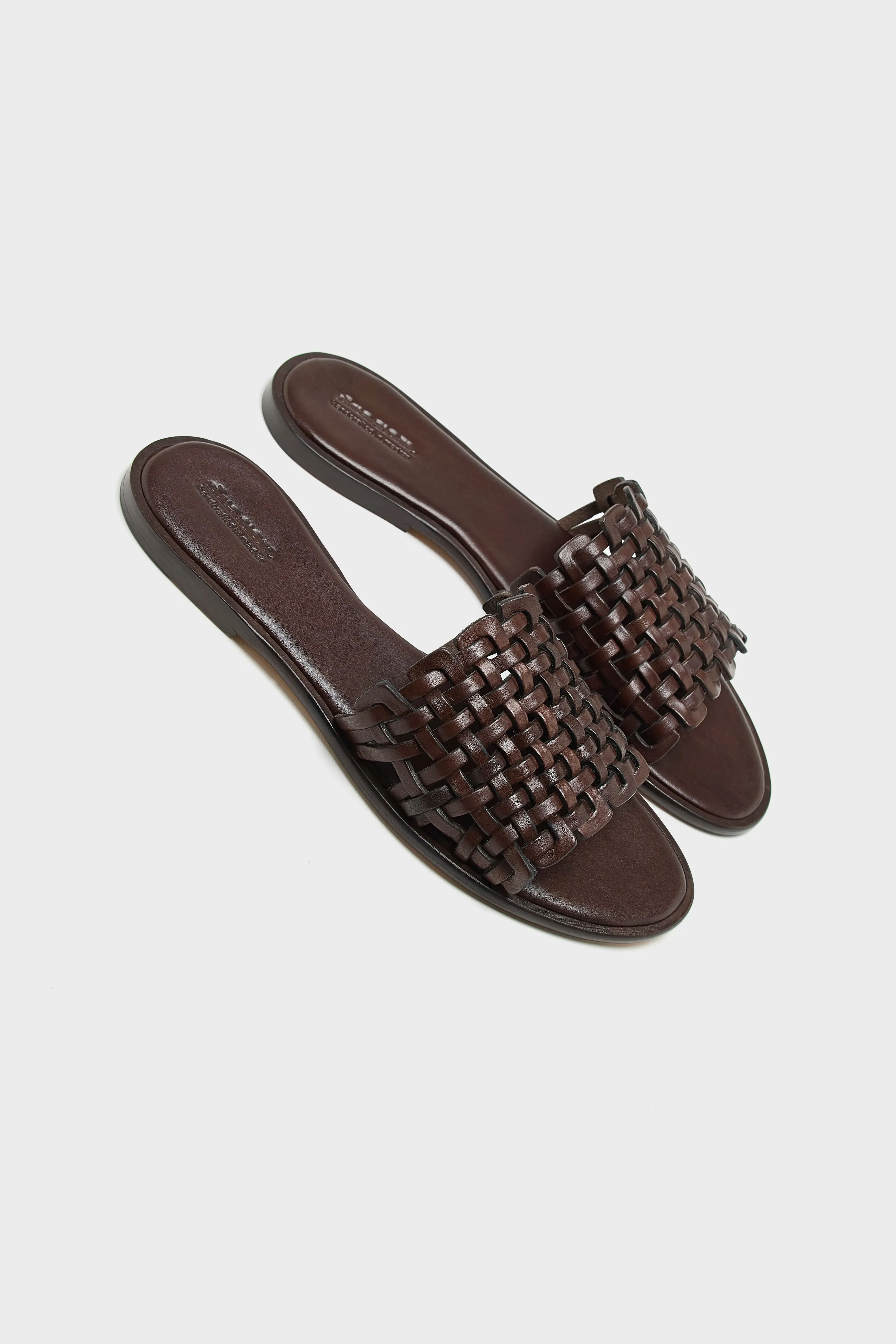 Zig Zag Sandals  (251 / W / BROWN)