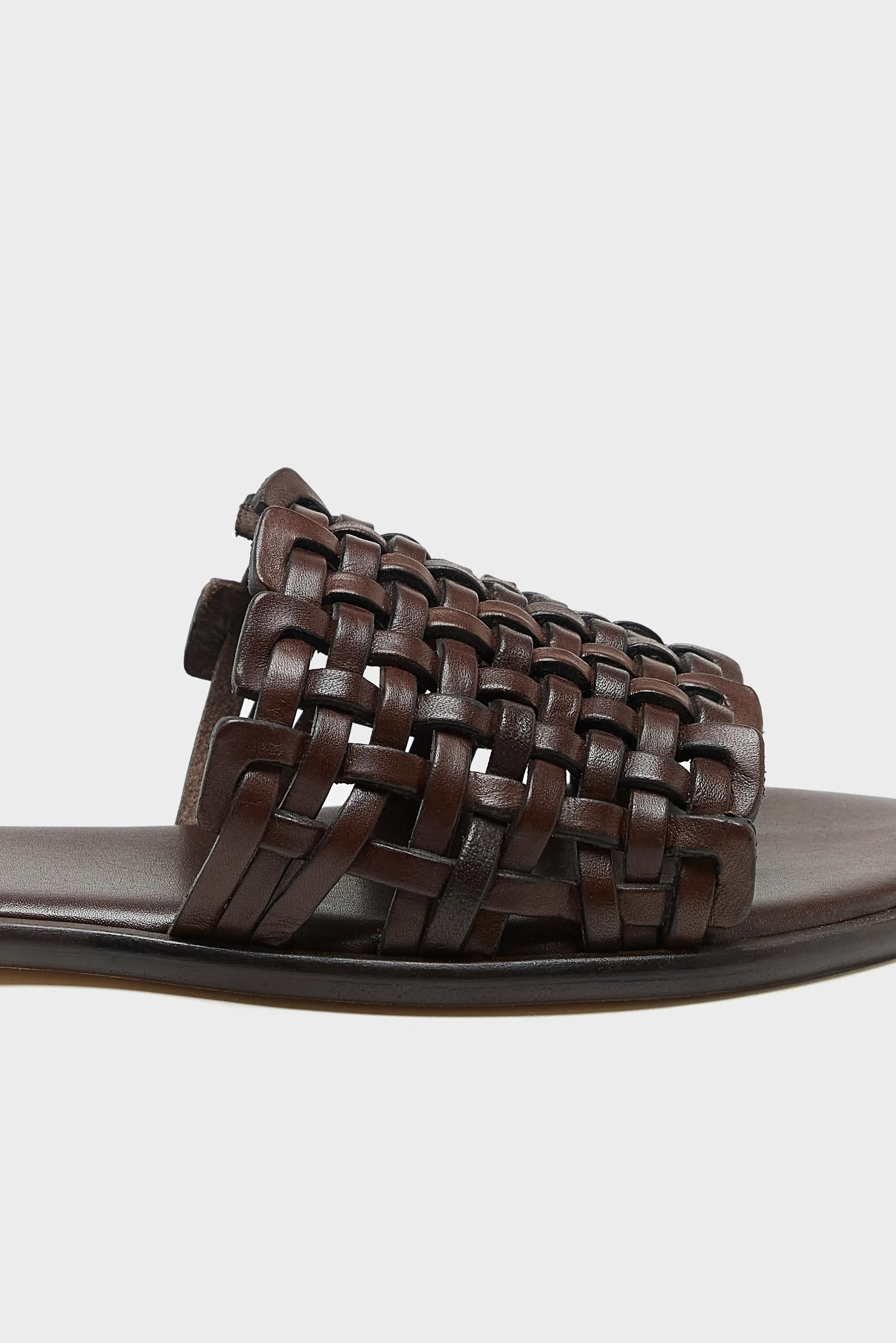 Zig Zag Sandals  (251 / W / BROWN)